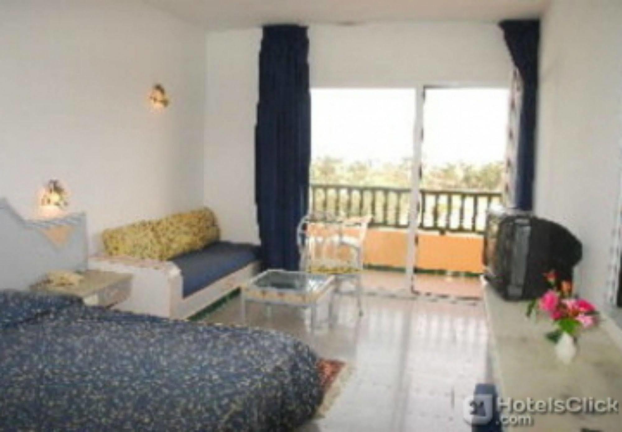 Byblos Hotel Al-Hammamat Bagian luar foto