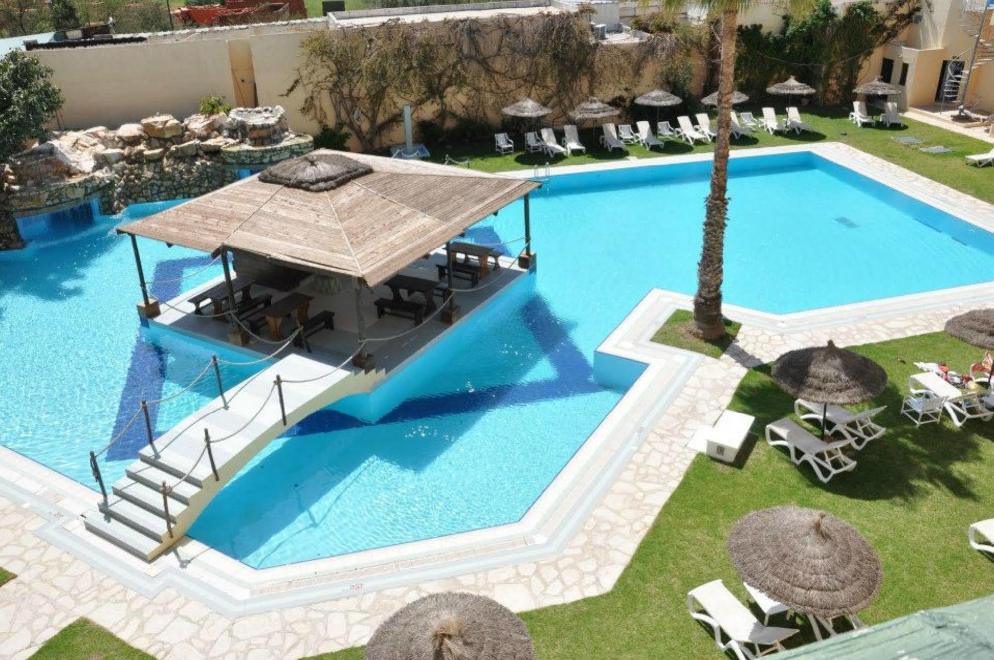 Byblos Hotel Al-Hammamat Bagian luar foto